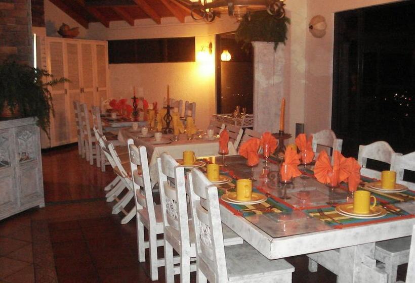 Общежитие Miravalle Suites