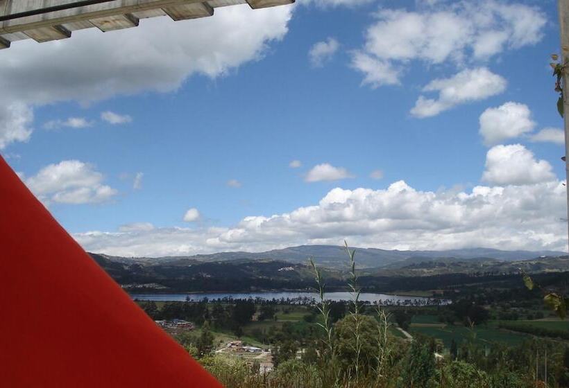 Общежитие Miravalle Suites