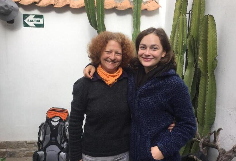 هاستل Posada Junco Y Capuli