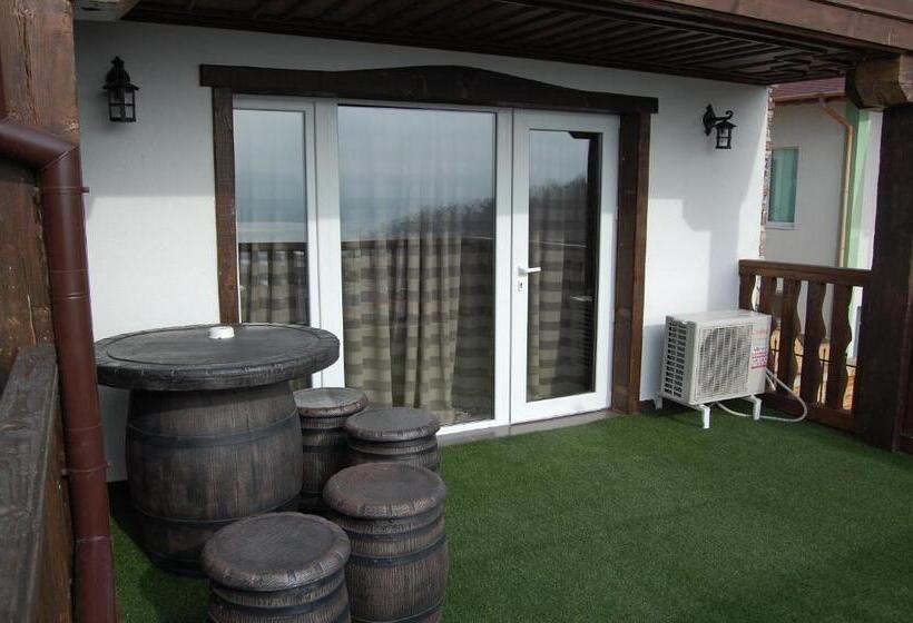 Aparthotel Seasons Glavatarski Han