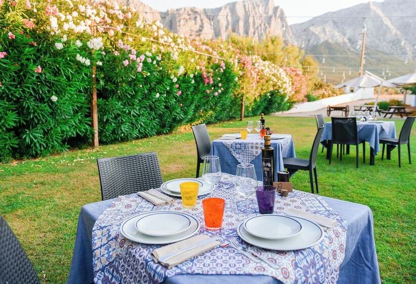 בית מלון כפרי Agriturismo Guthiddai