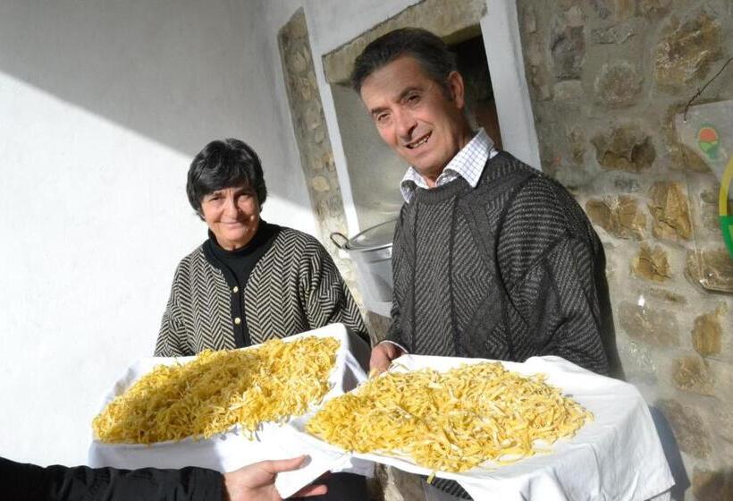 ホテル Agriturismo La Querce