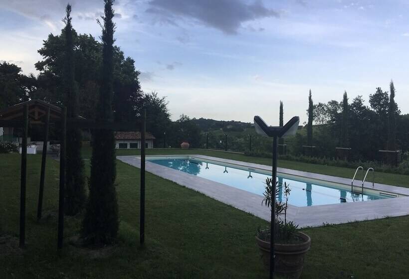 ホテル Agriturismo Relais Il Bricco