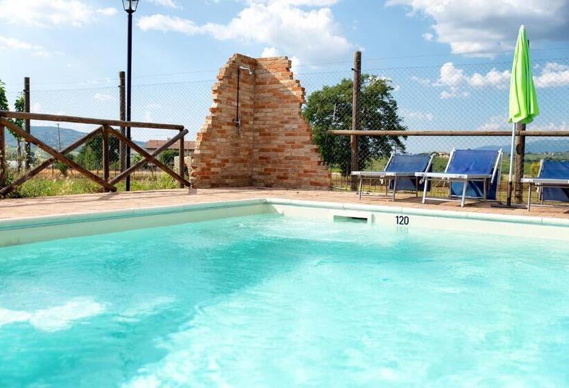 בית מלון כפרי Casale Dei Mattonari