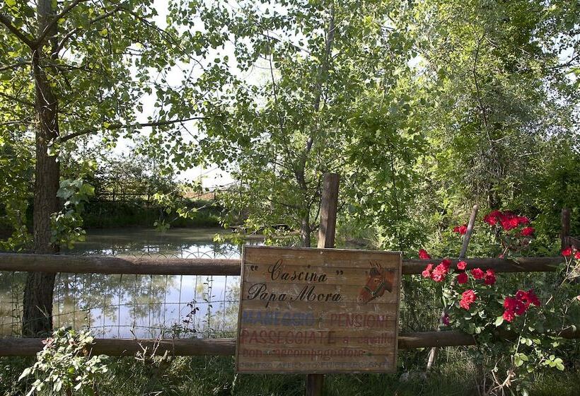 فندق Cascina Papa Mora