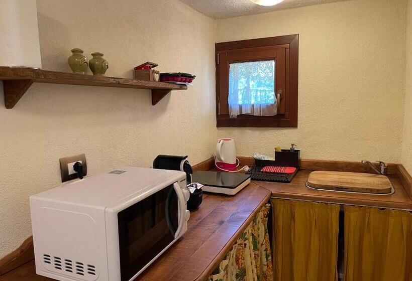 בית מלון כפרי Chiesa Ignano 1778