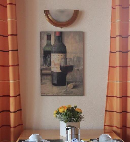 Пансион Altstadt Residenz Manz