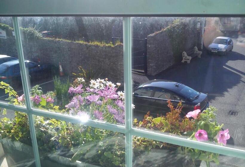 פנסיון An Stór Townhouse