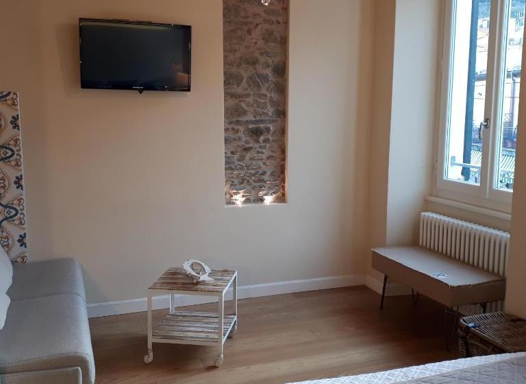 پانسیون Bellambra