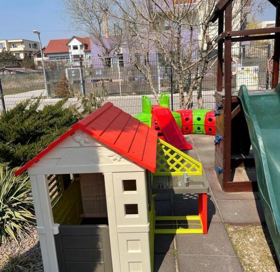 펜션 Ametist Casa Leului