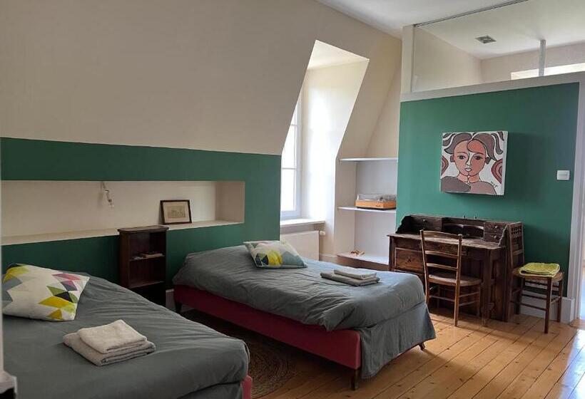 펜션 Chateau Des Faugs