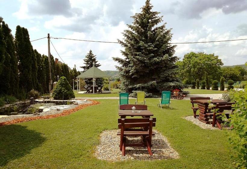 Пансион Elisoria Apartments