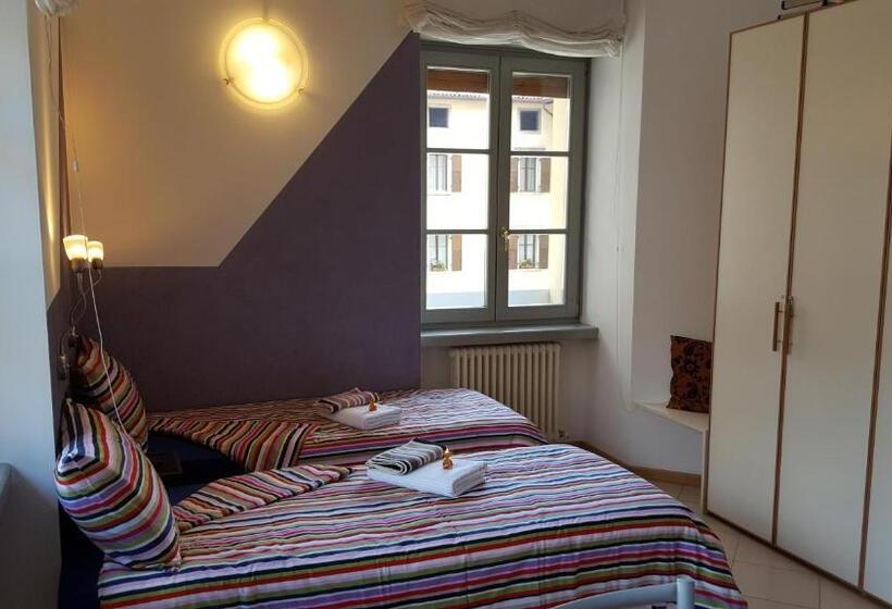 膳宿费 Gardarco Camere , O Suite Studios, O Appartamento