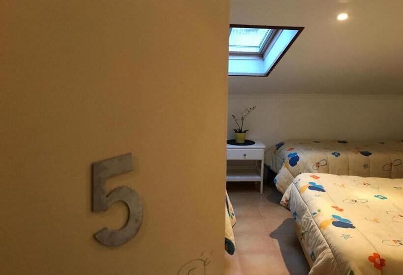 پانسیون Hospedaria Bernardo