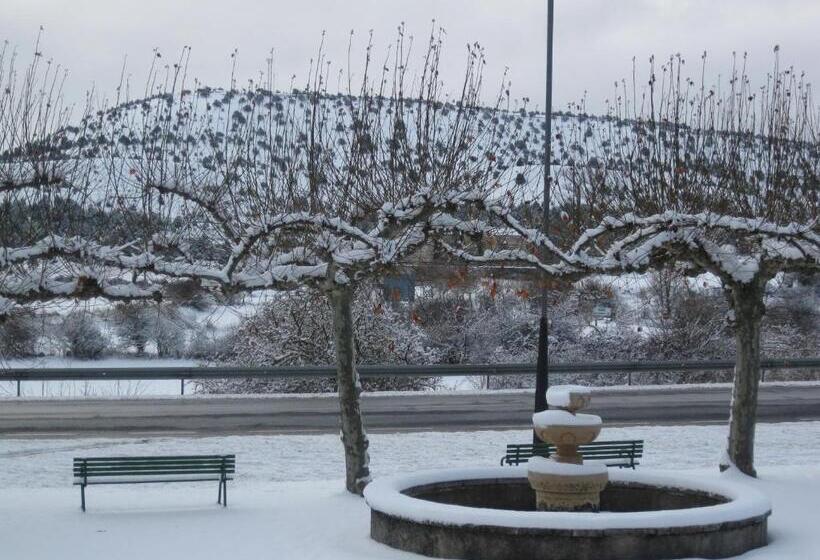 بنسيون Hostal Fuentefria