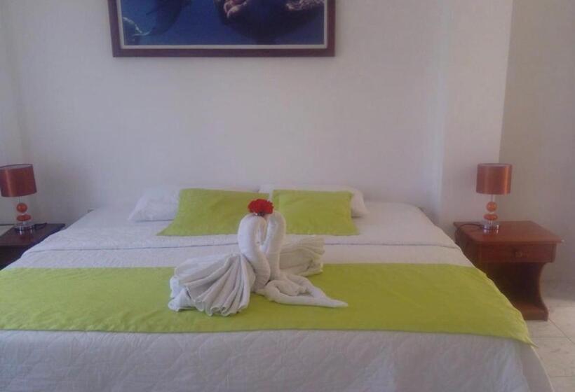 펜션 Hostal Las Fragatas