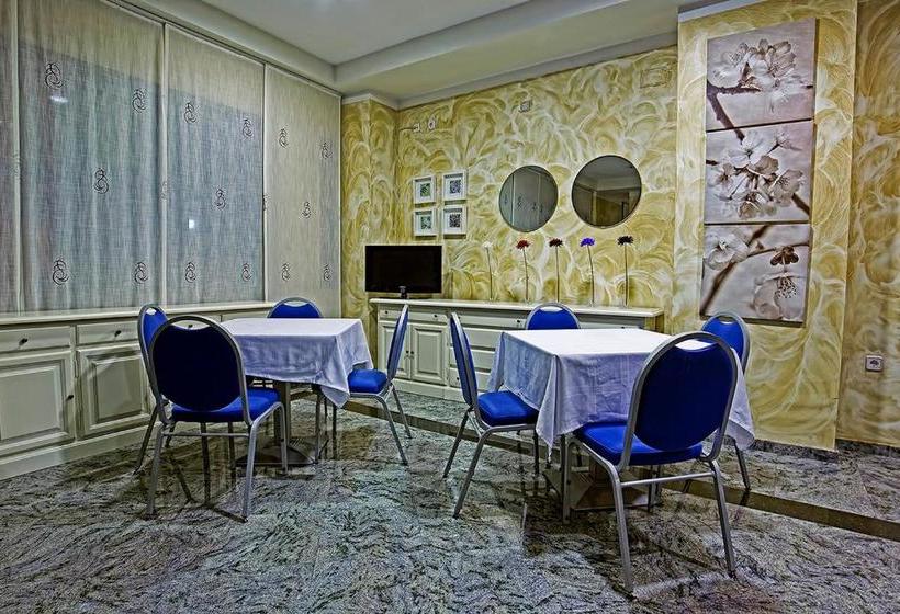 פנסיון Hostal Stop