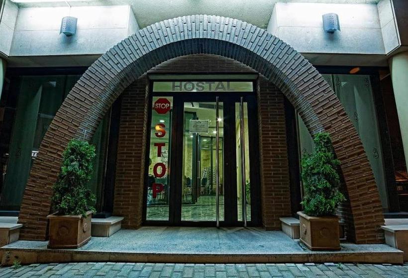 פנסיון Hostal Stop