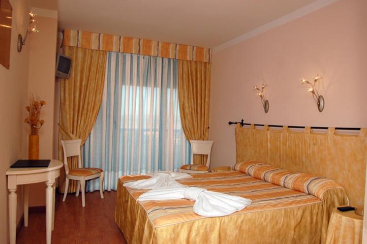 פנסיון Hostal Stop