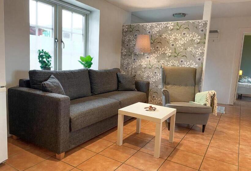 膳宿费 Kungshagagård