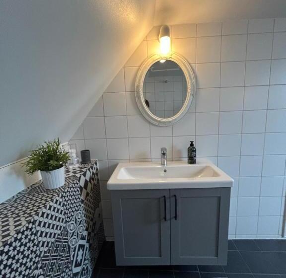 膳宿费 Kungshagagård