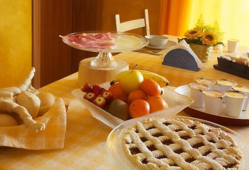 ペンション La Via Del Volano