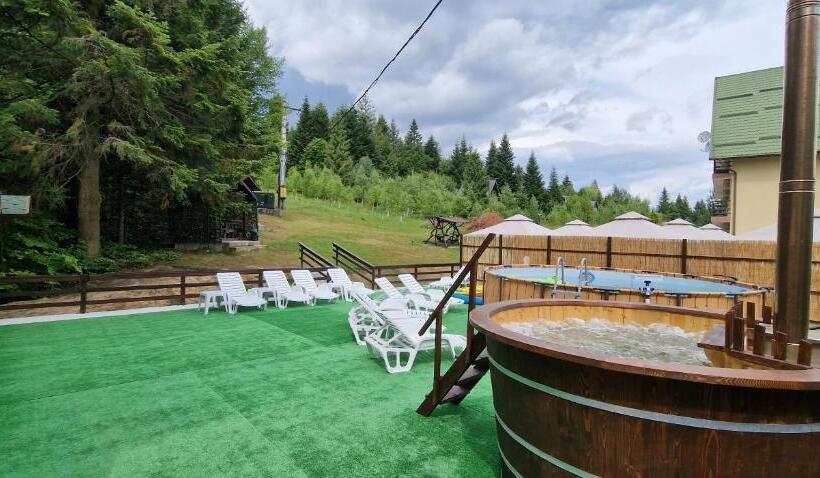 פנסיון Poiana Bucovat