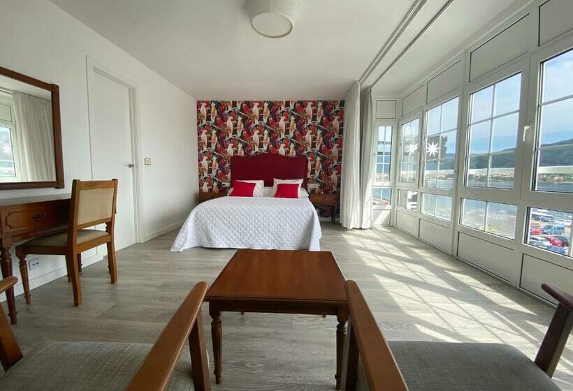 Pensión Residencia J. Lago