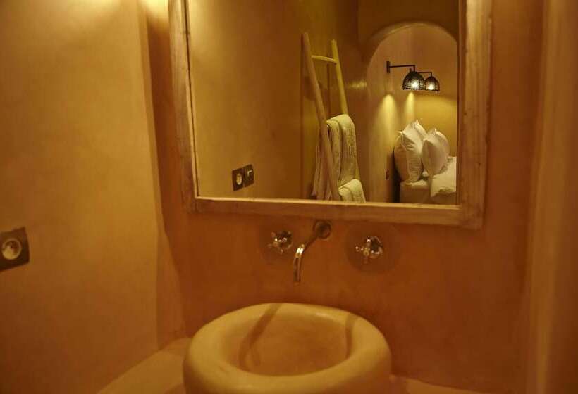 פנסיון Riad Caravane