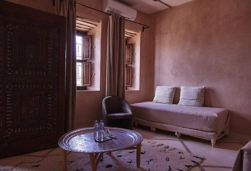 פנסיון Riad Caravane