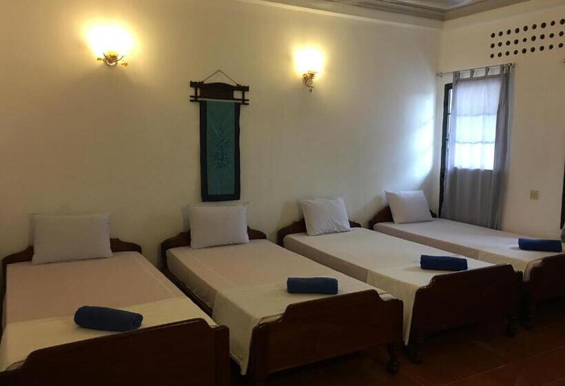 پانسیون Smiley's Guesthouse