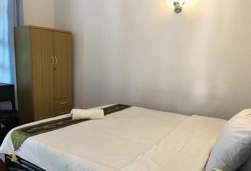 پانسیون Smiley's Guesthouse