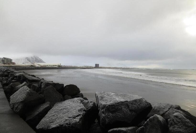 پانسیون Teigur Guesthouse