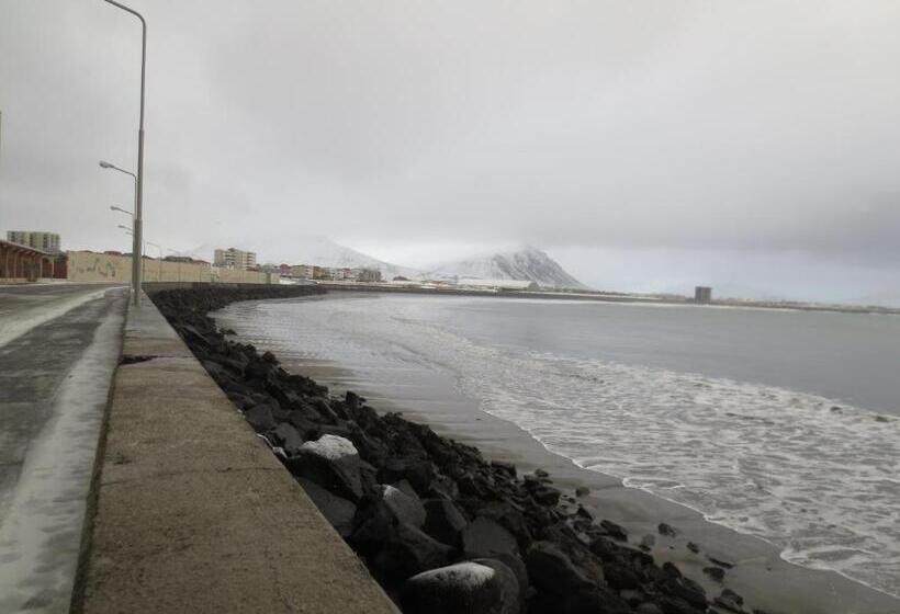 پانسیون Teigur Guesthouse