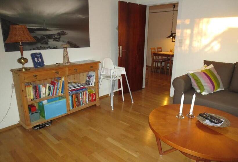 پانسیون Teigur Guesthouse