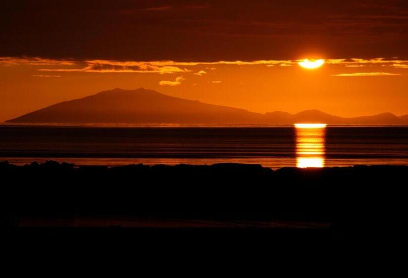 پانسیون Teigur Guesthouse