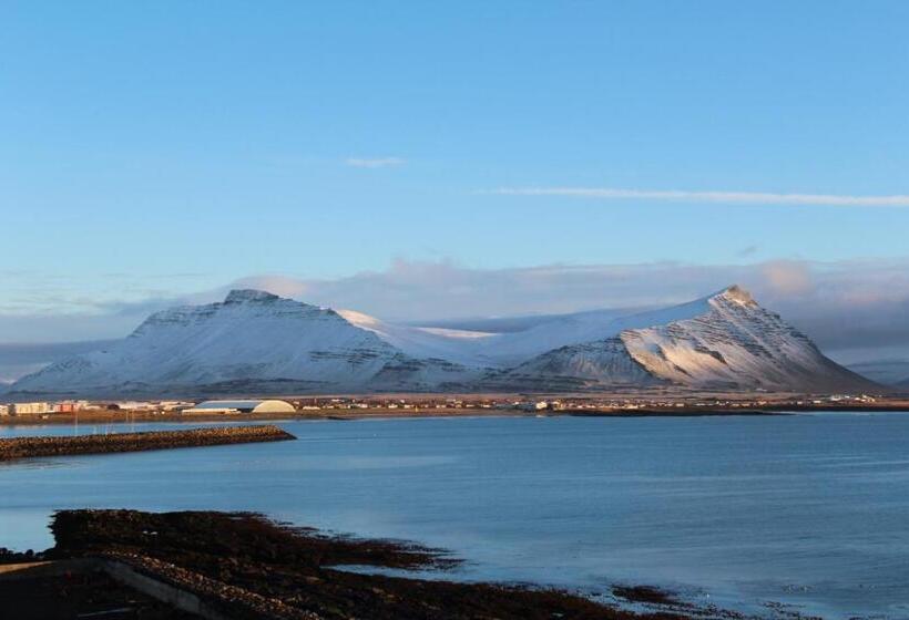 پانسیون Teigur Guesthouse