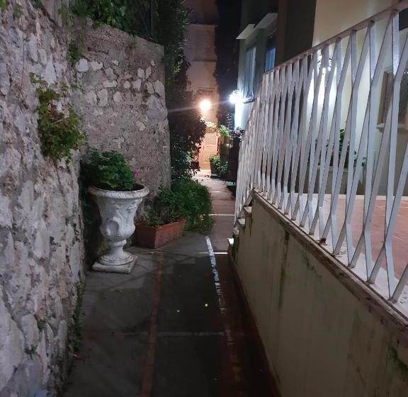 Пансион Villa Striano Capri Luxury Rooms