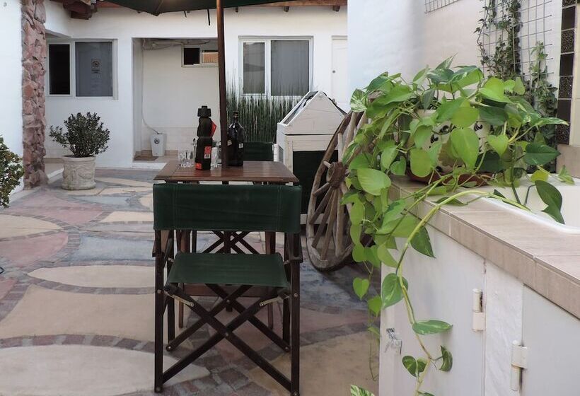 ユースホステル Hosteria Las Piedras