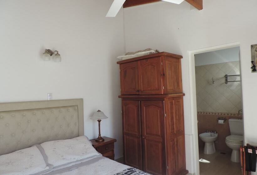 ユースホステル Hosteria Las Piedras