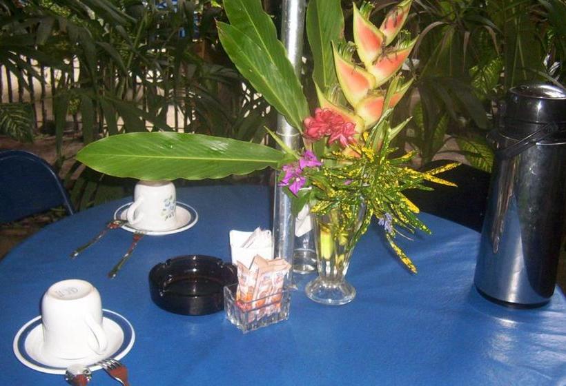 فندق صغير Posada El Jardin