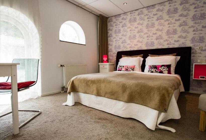 هاستل Restaurant Taverne