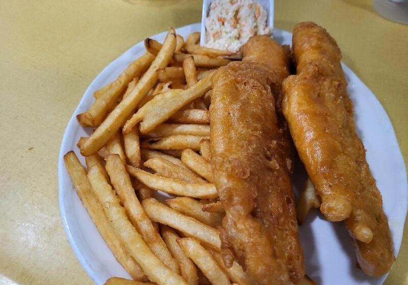 فندق صغير Sherbrooke Village Inn