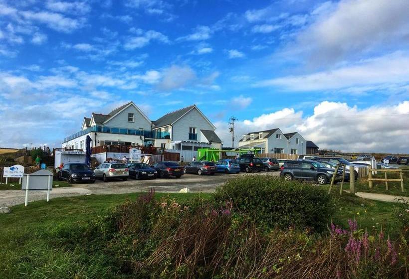 Общежитие The Bay View Inn