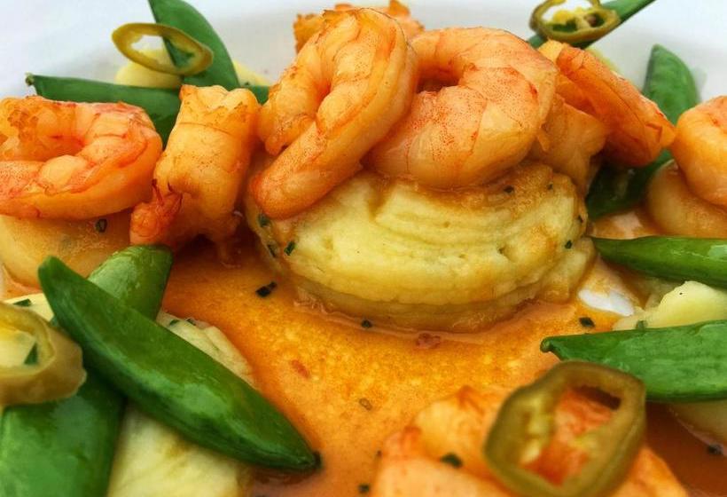 Общежитие The Bay View Inn