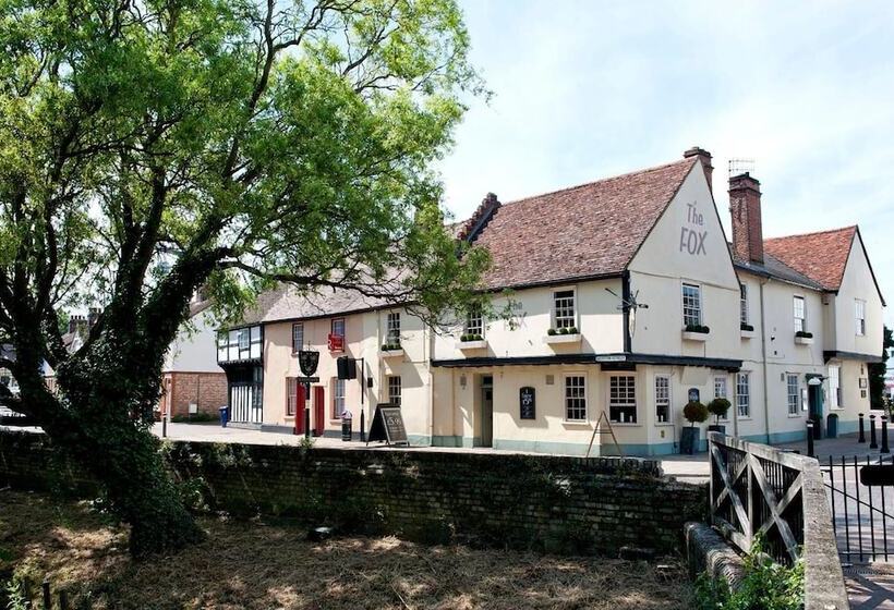 호스텔 The Fox By Greene King Inns