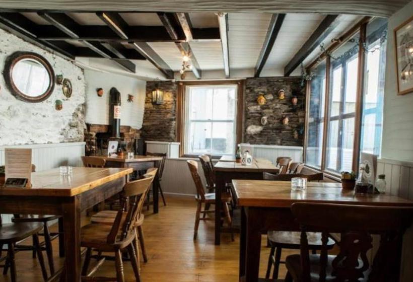 Общежитие The Old Mill House