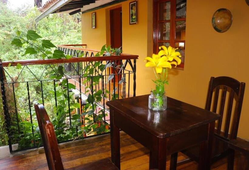 Hostel Wayras Hostal