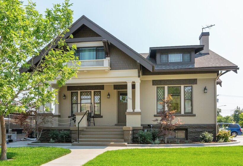 Aspenwood Manor South