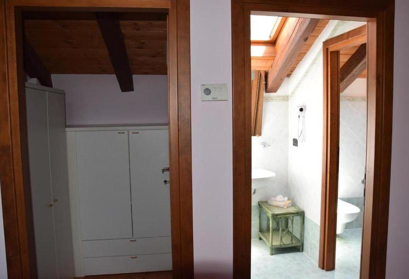 فندق Agriturismo Domus Rustica